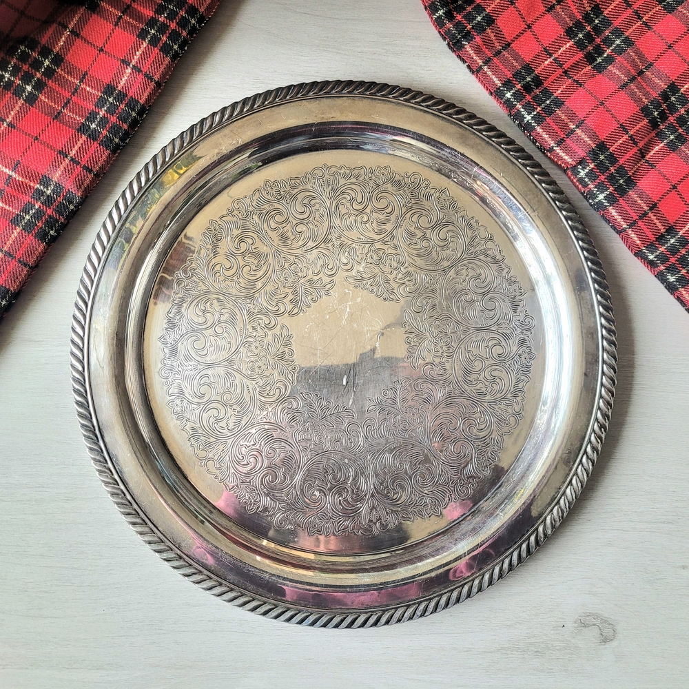 Elegant Vintage Oneida Silversmiths 12.25" Silver Serving Tray